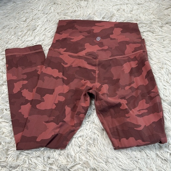 Lululemon Align Crop *21" Heritage 365 Camo Brier Rose Multi - Picture 3 of 6
